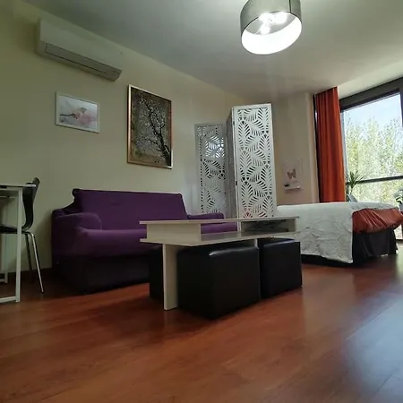 Madrid Alcotour Apto Trabajo Y Relax Alcobendas Exterior photo